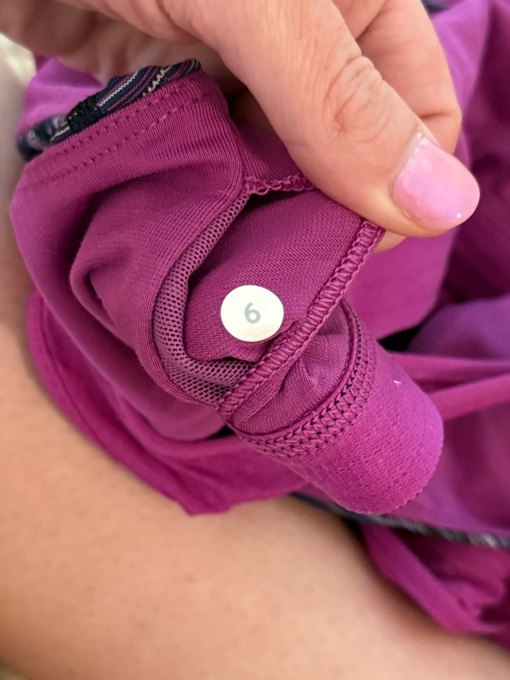 lululemon tank top with built in sports bra - Picture 4 of 4